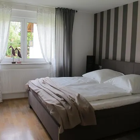 Ferienwohnung Pracht - Grosszuegige Fewo Ab 75 Qm Rust Chambre photo